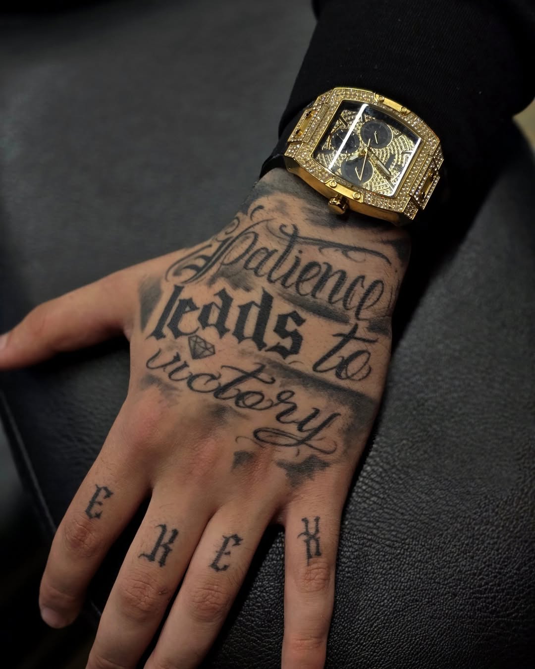 29 Hand Tattoo Men: Style, Symbolism, and Modern Masculinity