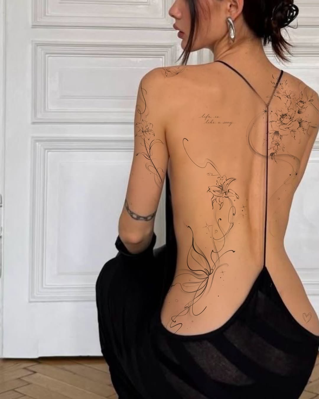 28 Abstract Tattoo Ideas: Fluid Lines, Meaningful Shapes, and Modern Expression