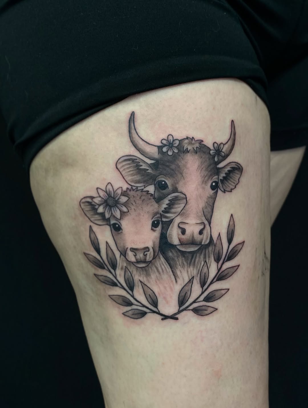 26 Cow Tattoo Ideas for Women: Cute, Minimalist, and Colorful Designs for Every Style