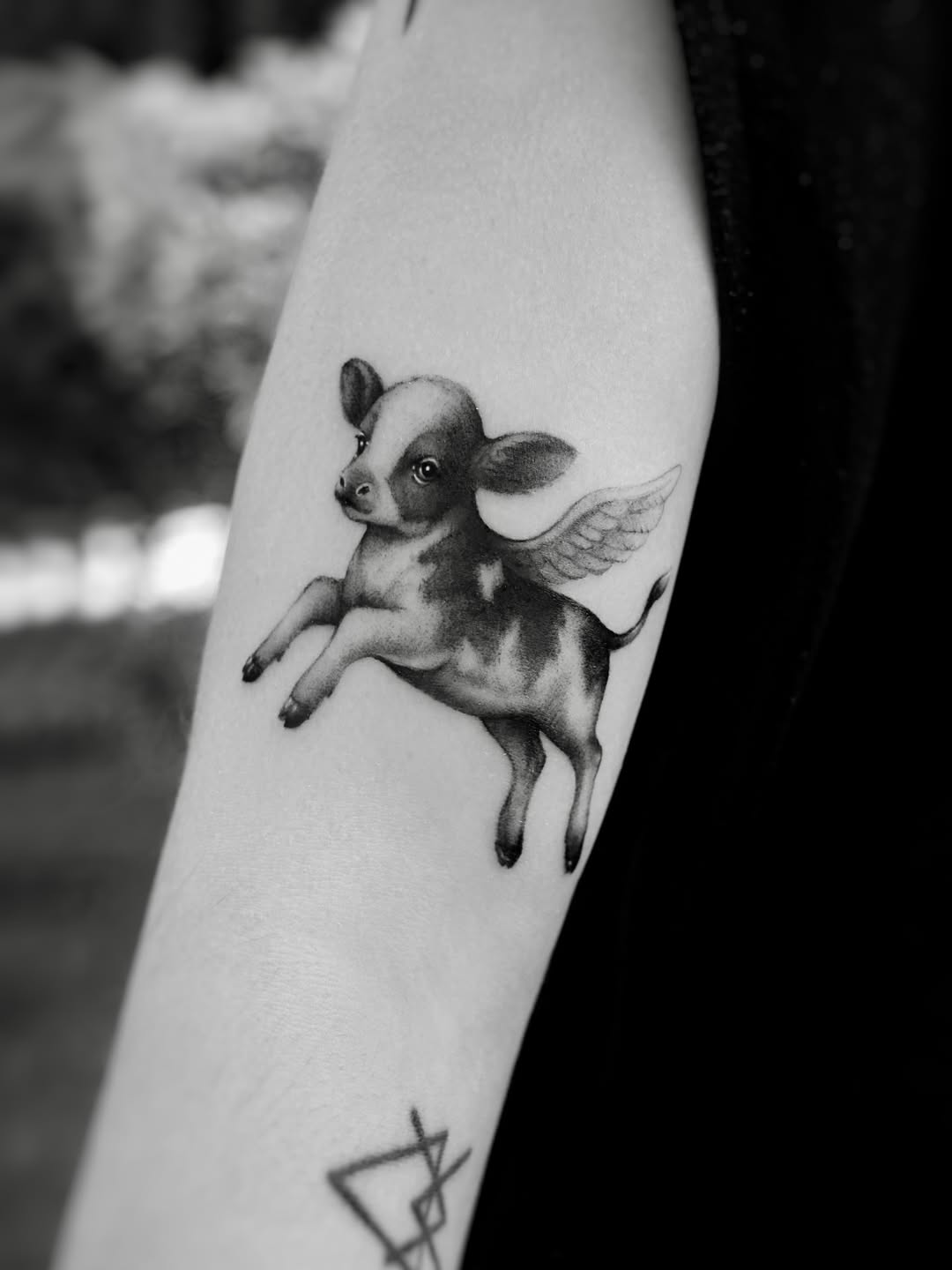 31 Calf Tattoo Ideas: From Cottagecore to Punk Cowgirl