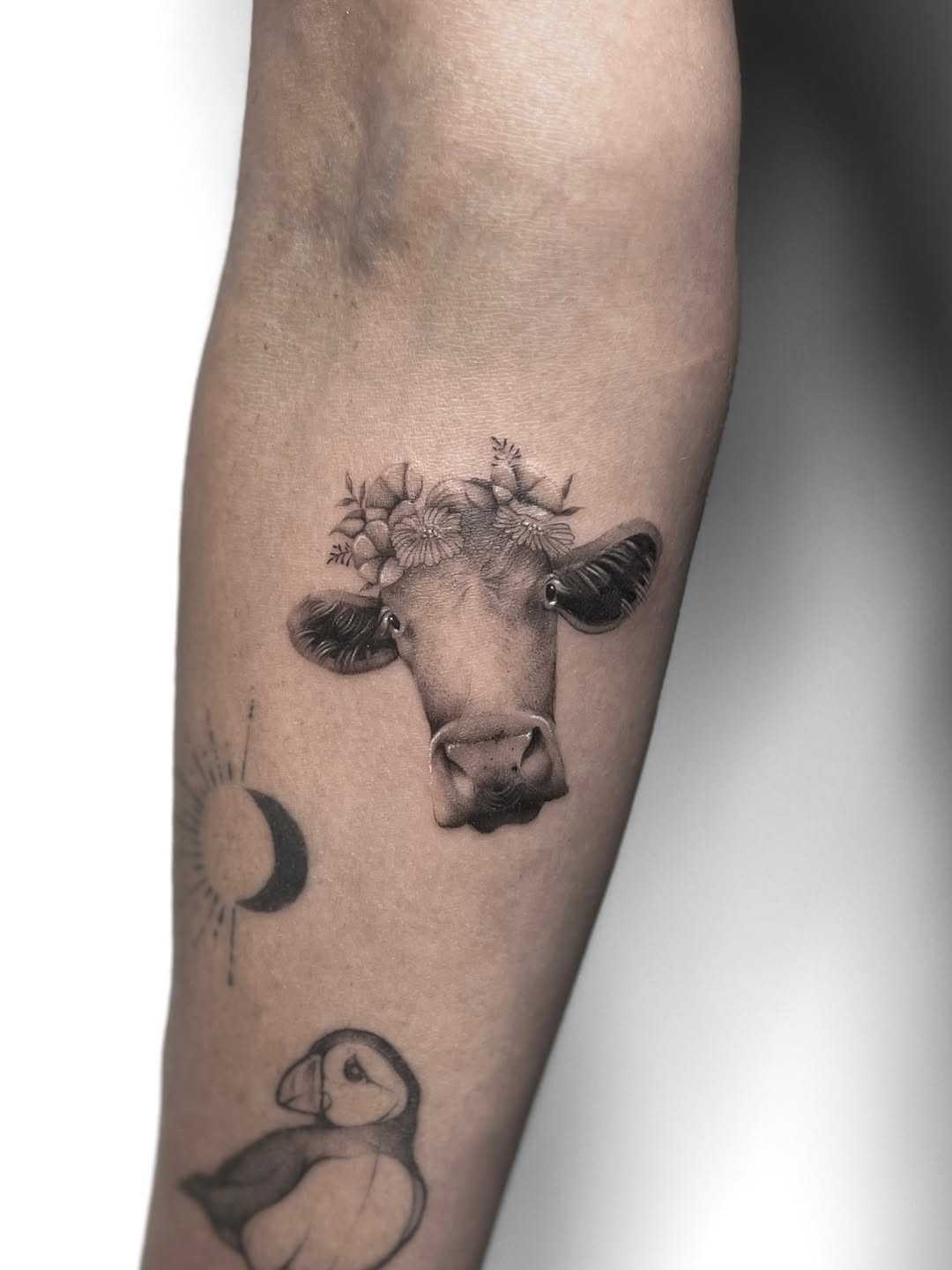 26 Cow Tattoo Ideas for Women: Cute, Minimalist, and Colorful Designs for Every Style