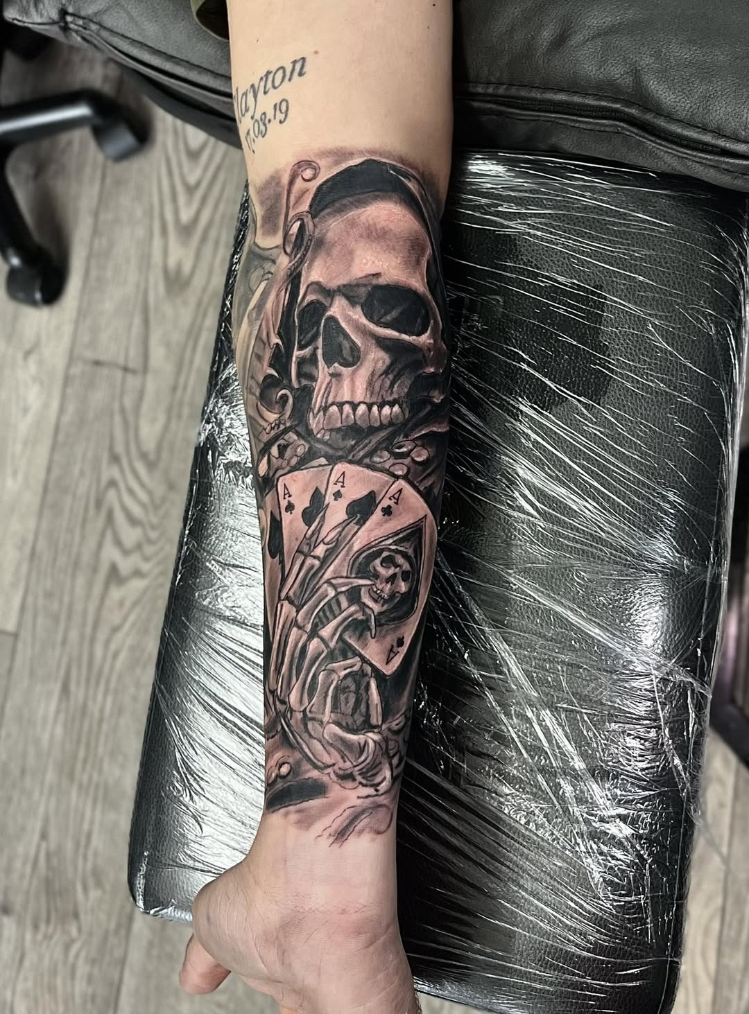 28 Inner Forearm Tattoo Ideas: Realism, Celtic Knots, Angels, Wolves & Clean Blackwork