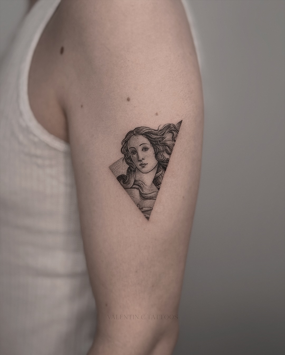 30 Aphrodite Tattoo Ideas: Modern Interpretations Of The Goddess Of Love