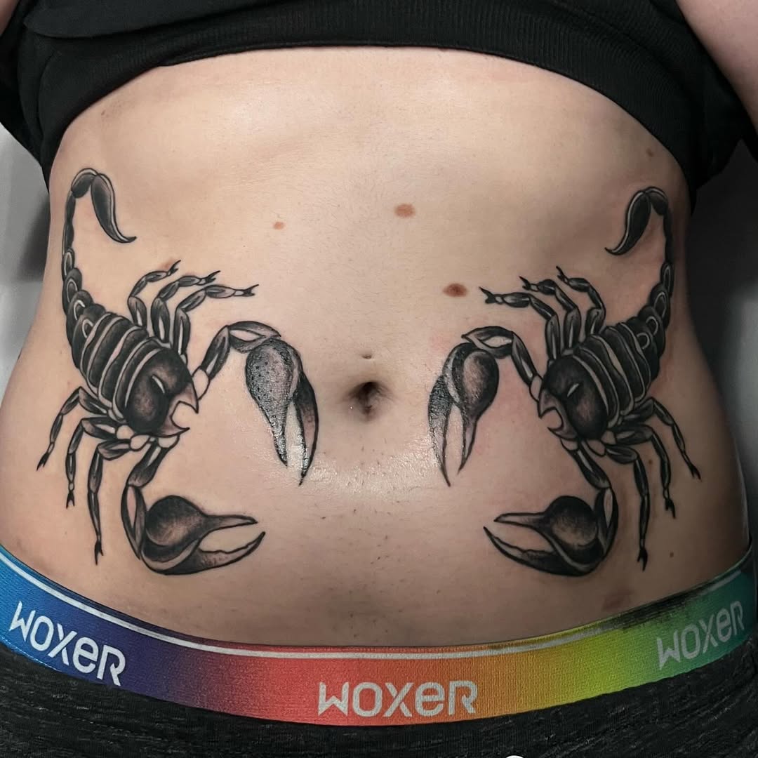 29 Stomach Tattoo Inspiration: Meaningful Pieces, Statement Blackwork, and Perfect Placement