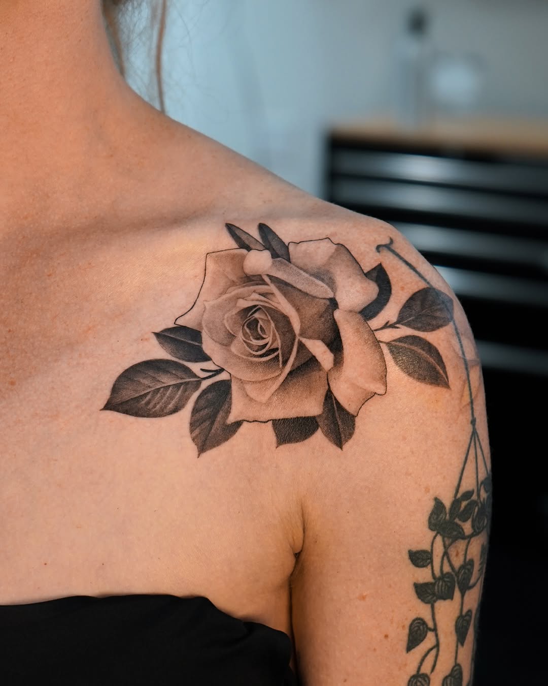 30 Rose Tattoos: From Simple Outlines to Bold Realism for Every Style
