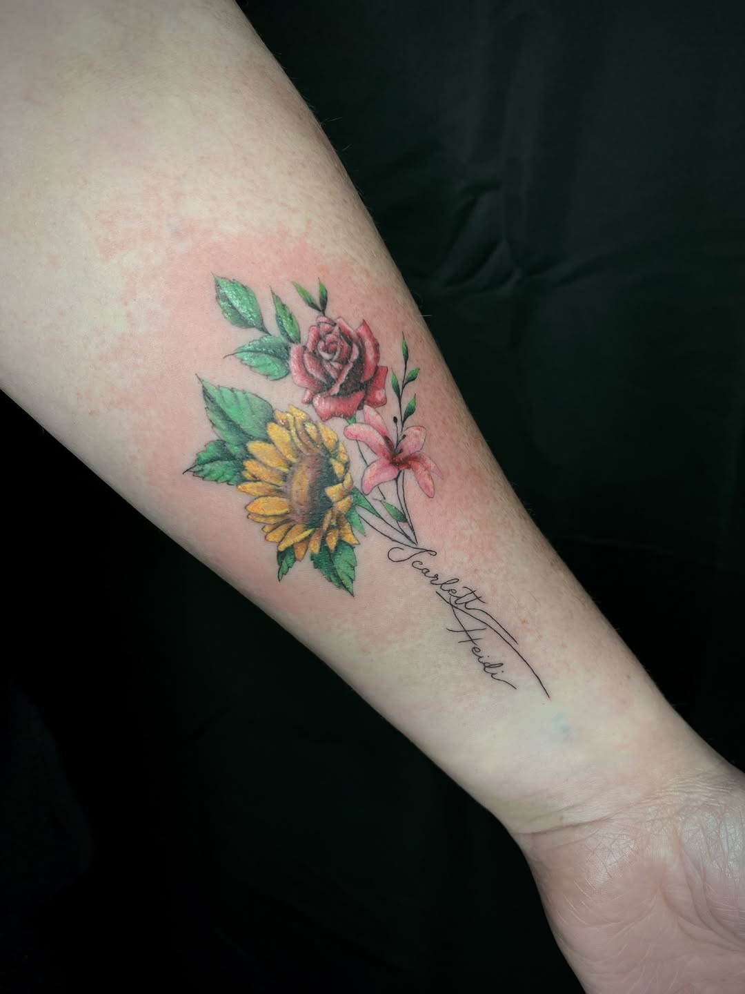 29 Flower Bouquet Tattoo Ideas: Fine Line, Birth Month and Family Designs for Women
