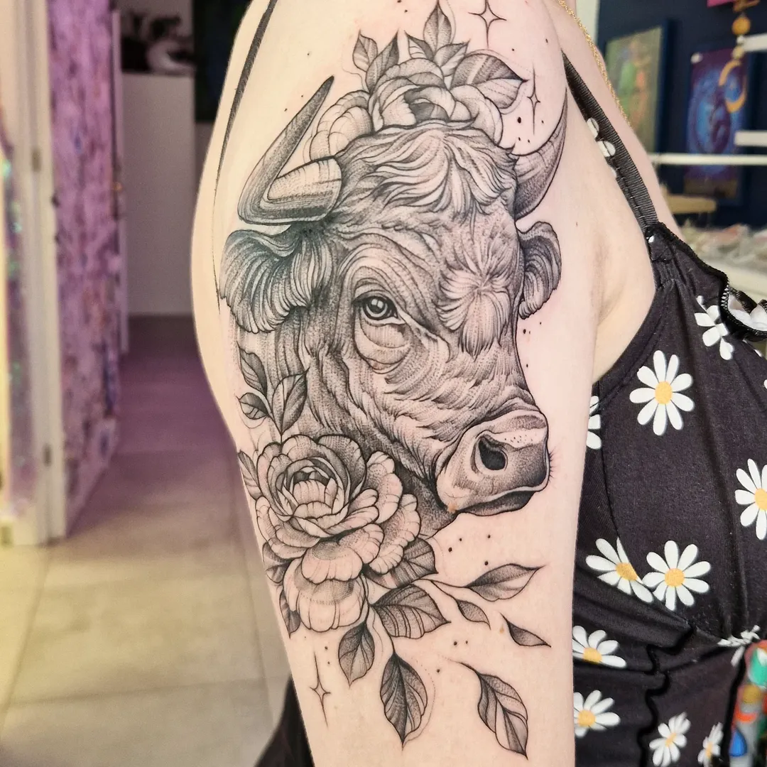 26 Cow Tattoo Ideas for Women: Cute, Minimalist, and Colorful Designs for Every Style