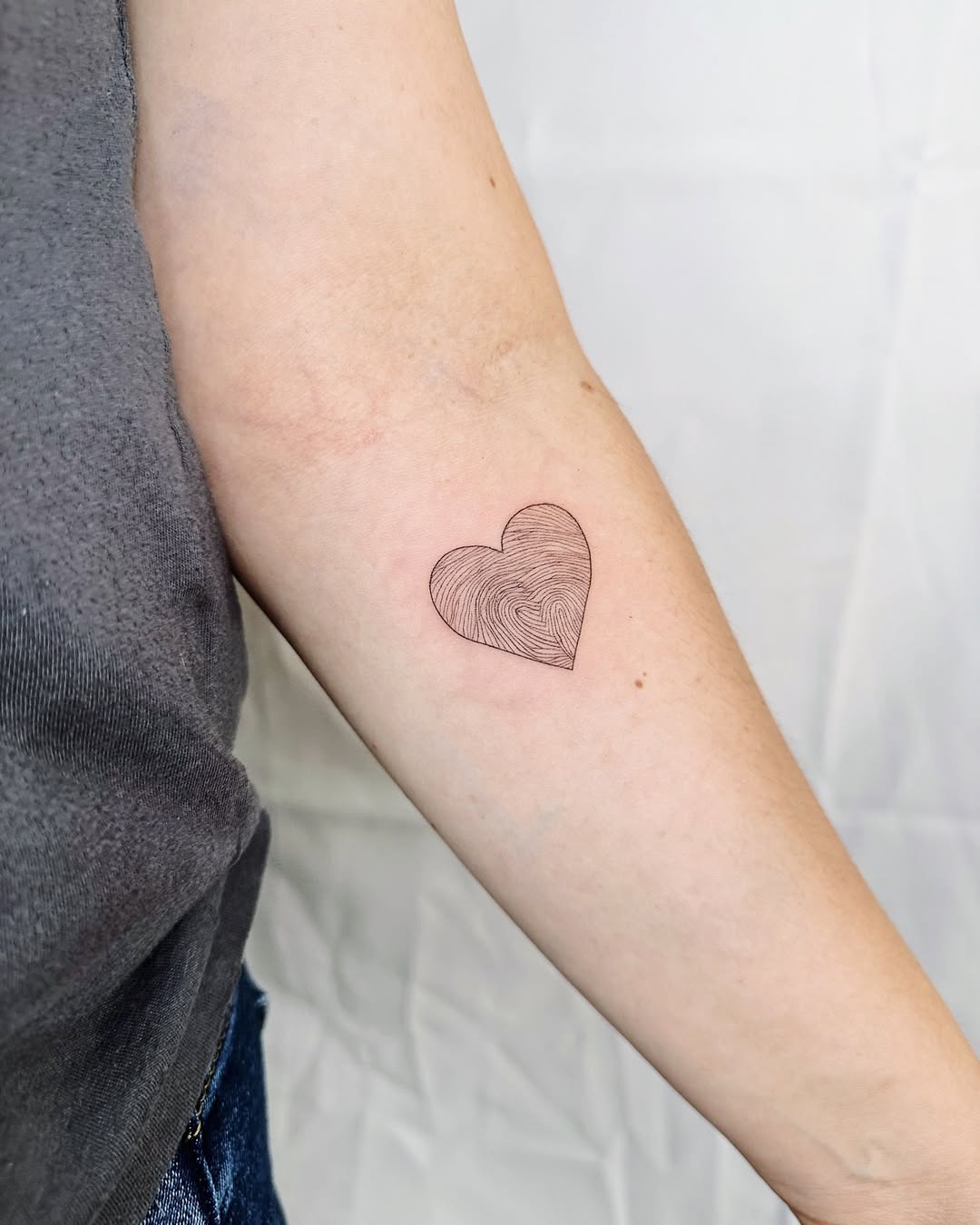 30 Love Tattoo Ideas: Modern Symbols of Connection, Meaning, and Quiet Devotion