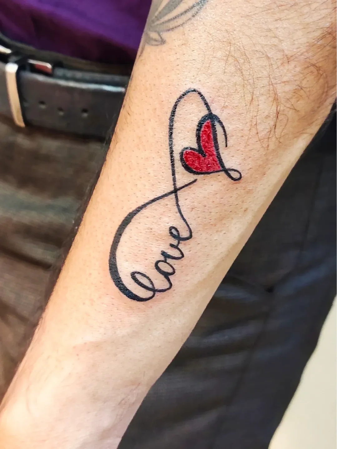 30 Love Tattoo Ideas: Modern Symbols of Connection, Meaning, and Quiet Devotion