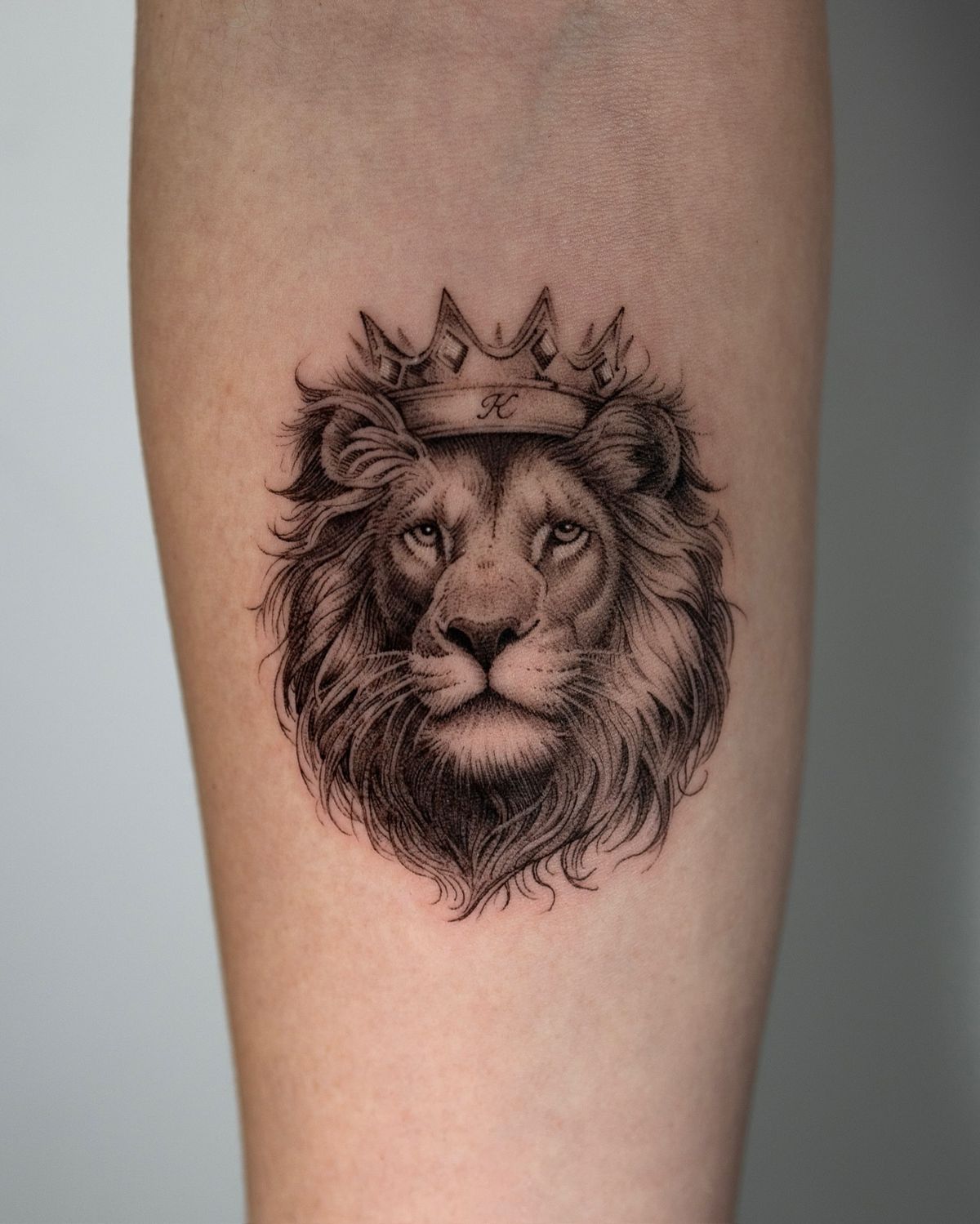 28 Leo Tattoo Ideas: Lions, Stars and Bold Zodiac Energy