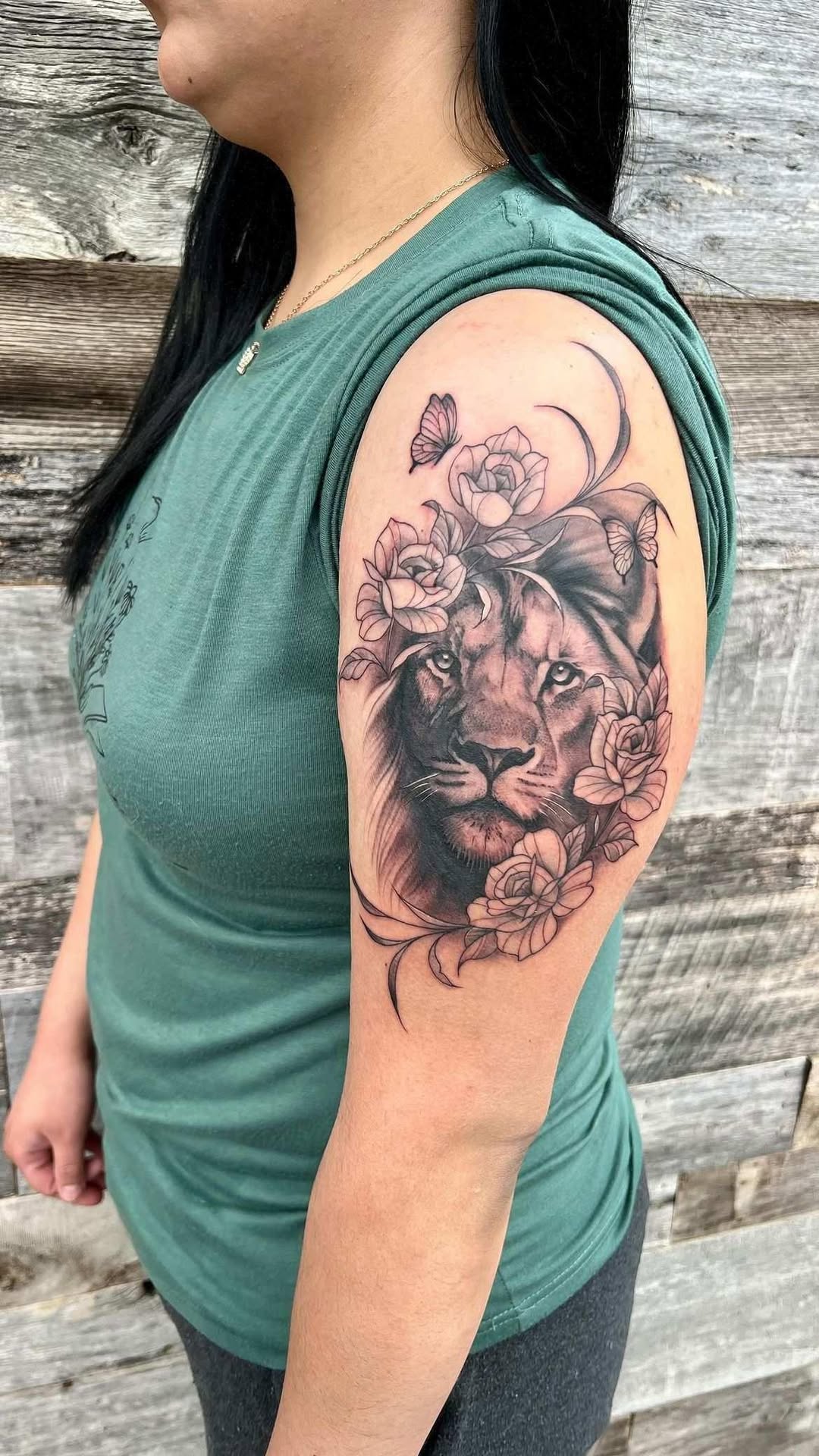 28 Leo Tattoo Ideas: Lions, Stars and Bold Zodiac Energy