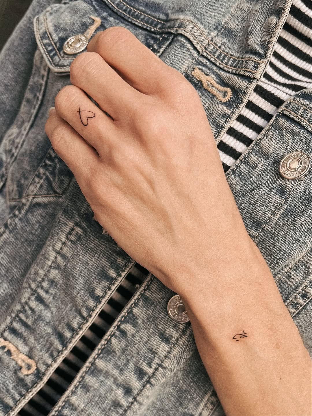 30 Love Tattoo Ideas: Modern Symbols of Connection, Meaning, and Quiet Devotion