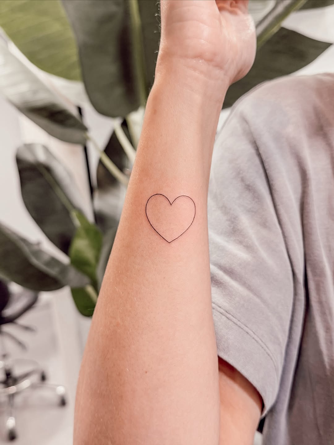30 Love Tattoo Ideas: Modern Symbols of Connection, Meaning, and Quiet Devotion