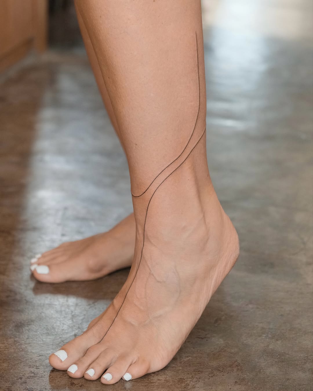 29 Ankle Tattoo Ideas: Feminine, Timeless, and Bold Designs That Elevate Personal Style