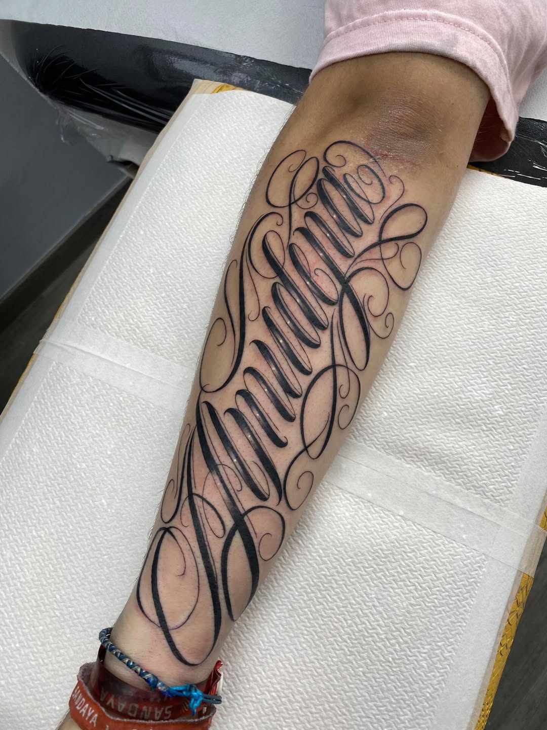 31 Tattoo Lettering Fonts: Powerful Script, Gothic and Chicano Lettering Ideas