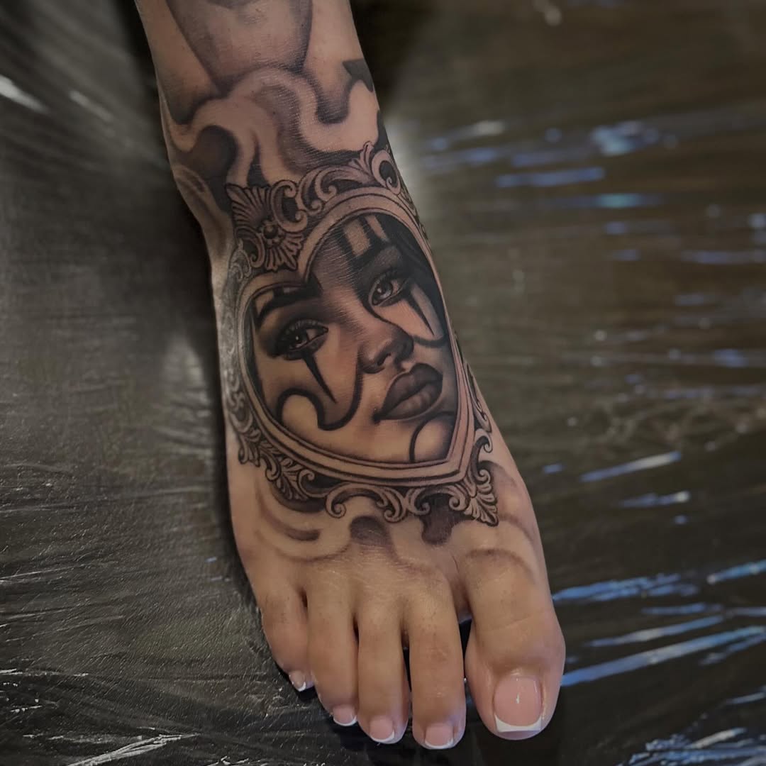 30 Elegant Foot Tattoo Ideas: Stylish Designs, Meaningful Placements and Inspiration for Women