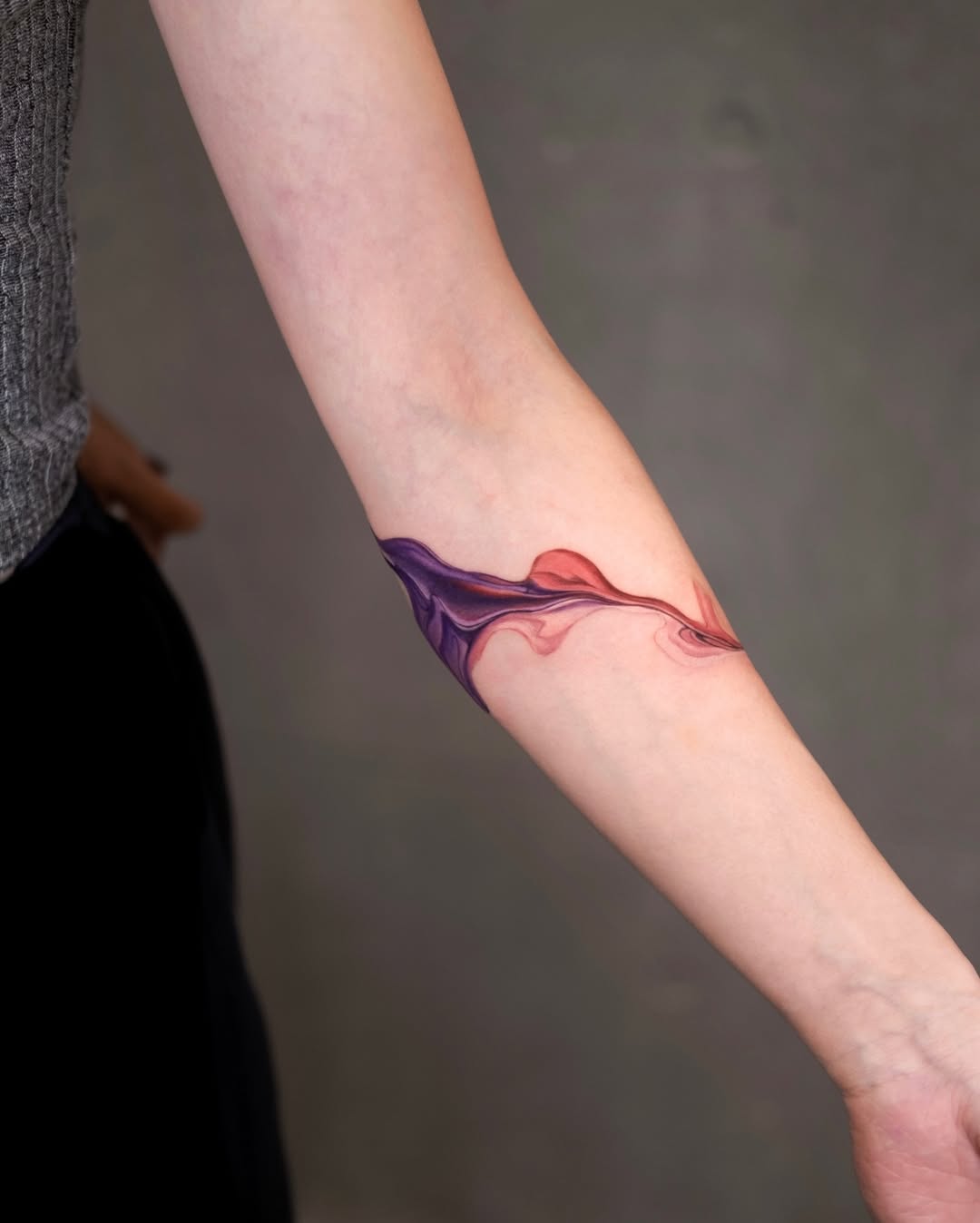 28 Abstract Tattoo Ideas: Fluid Lines, Meaningful Shapes, and Modern Expression