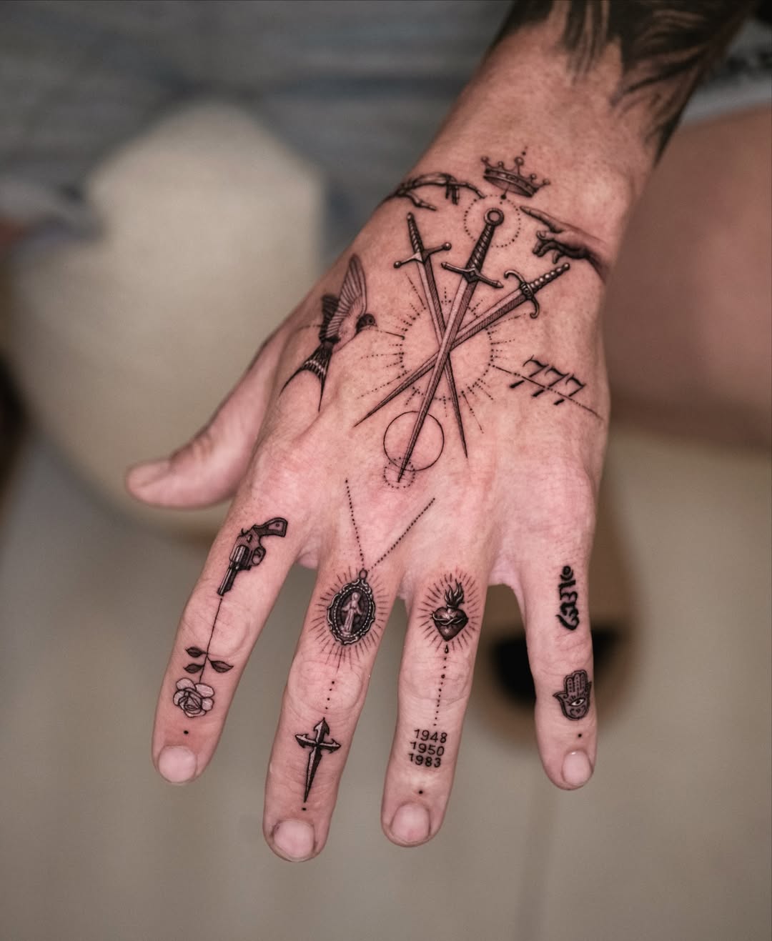 29 Hand Tattoo Men: Style, Symbolism, and Modern Masculinity
