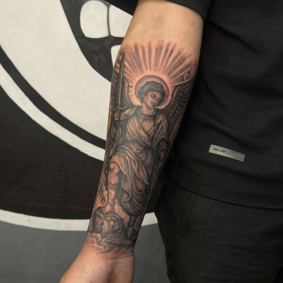 28 Inner Forearm Tattoo Ideas: Realism, Celtic Knots, Angels, Wolves & Clean Blackwork