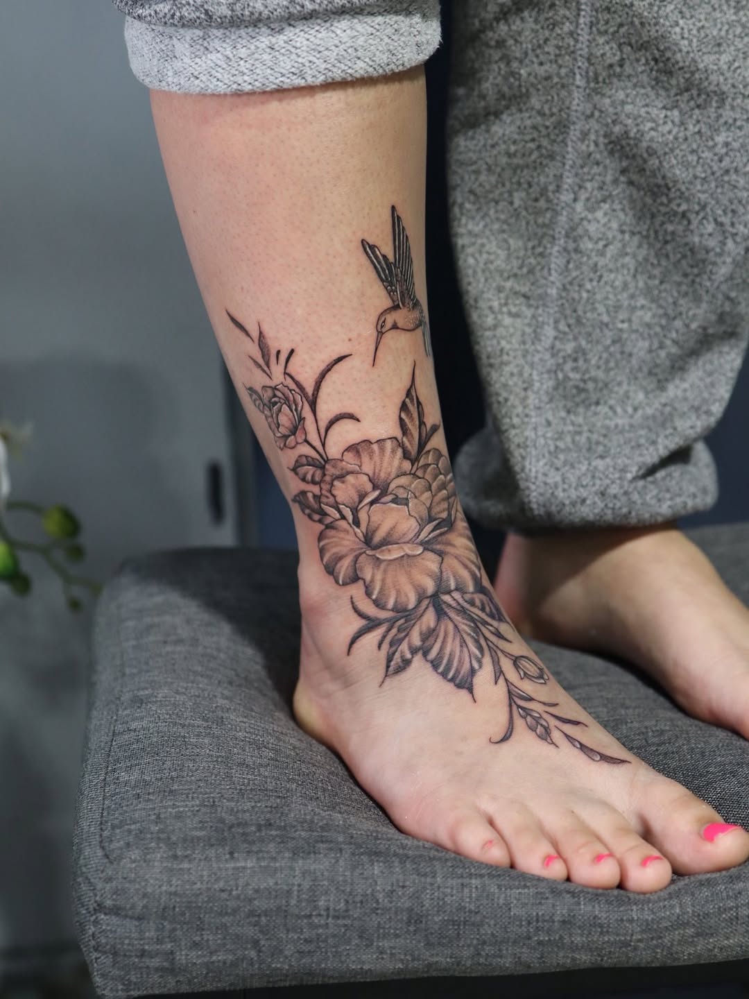 30 Elegant Foot Tattoo Ideas: Stylish Designs, Meaningful Placements and Inspiration for Women