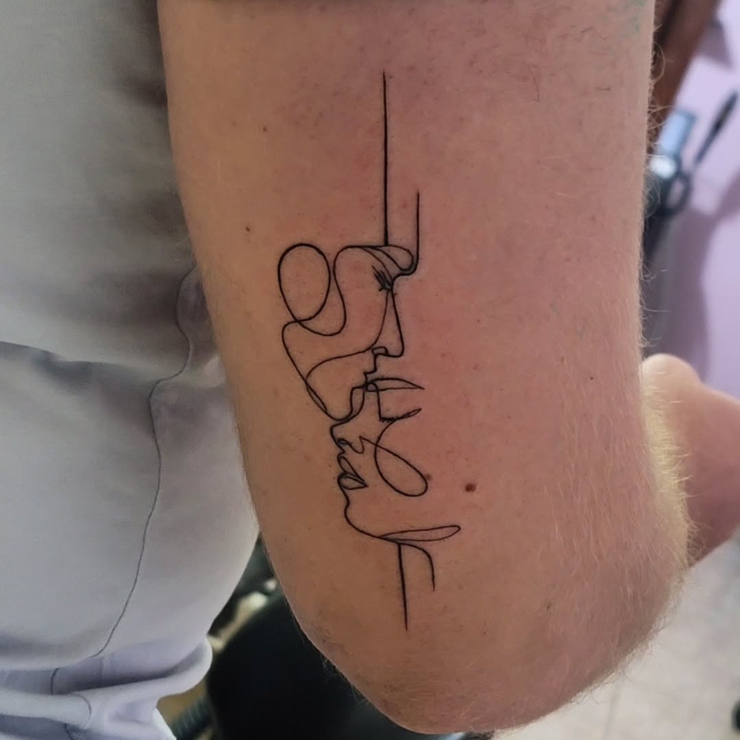 30 Love Tattoo Ideas: Modern Symbols of Connection, Meaning, and Quiet Devotion