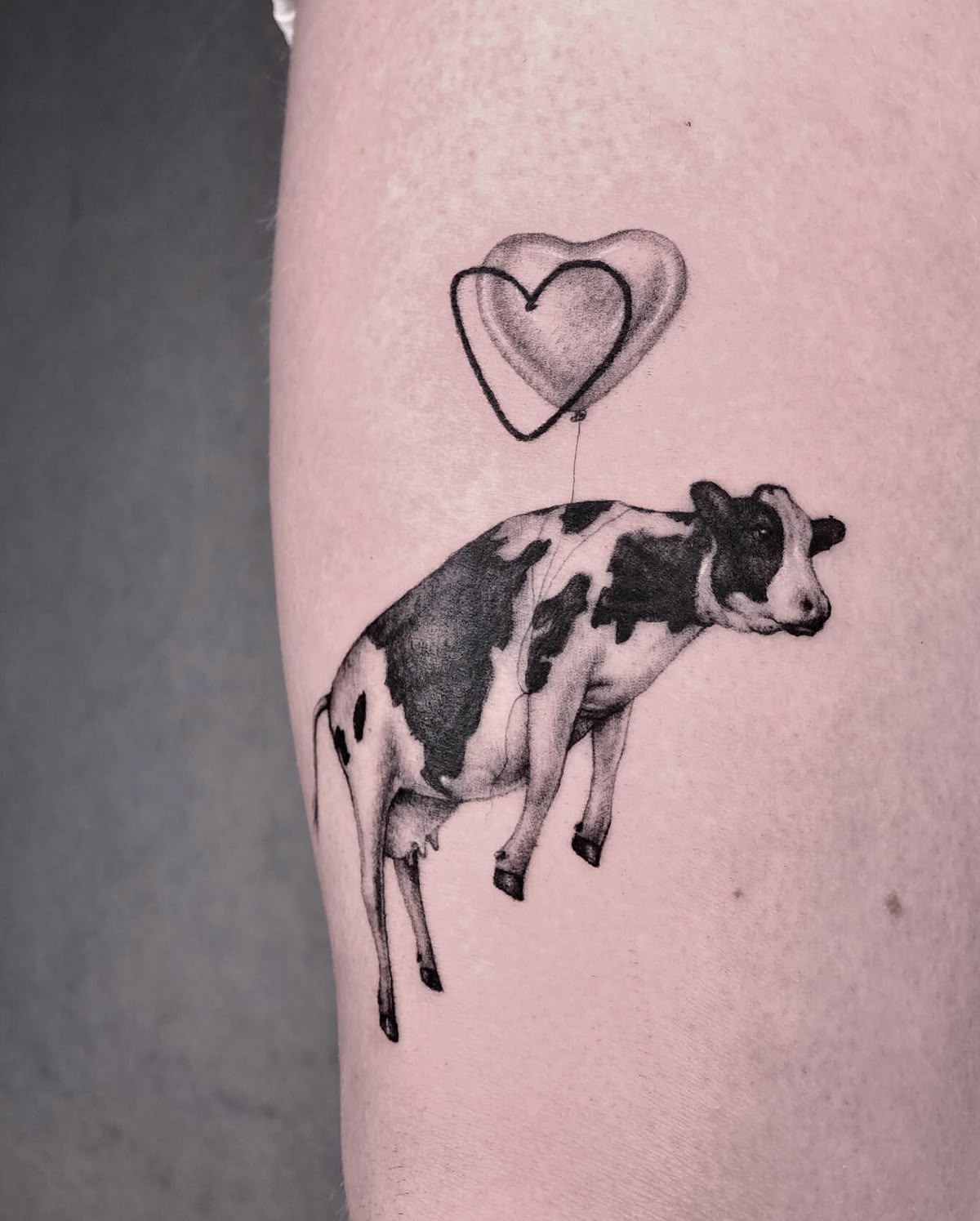 26 Cow Tattoo Ideas for Women: Cute, Minimalist, and Colorful Designs for Every Style