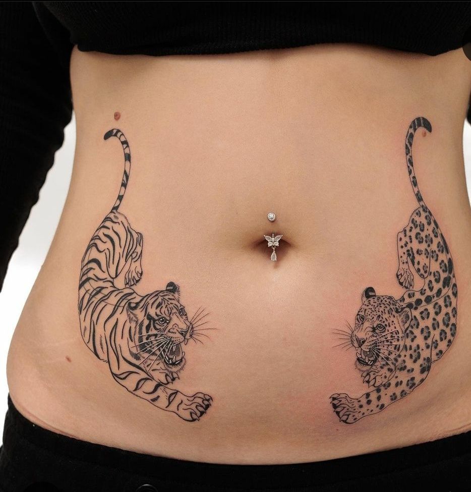29 Stomach Tattoo Inspiration: Meaningful Pieces, Statement Blackwork, and Perfect Placement