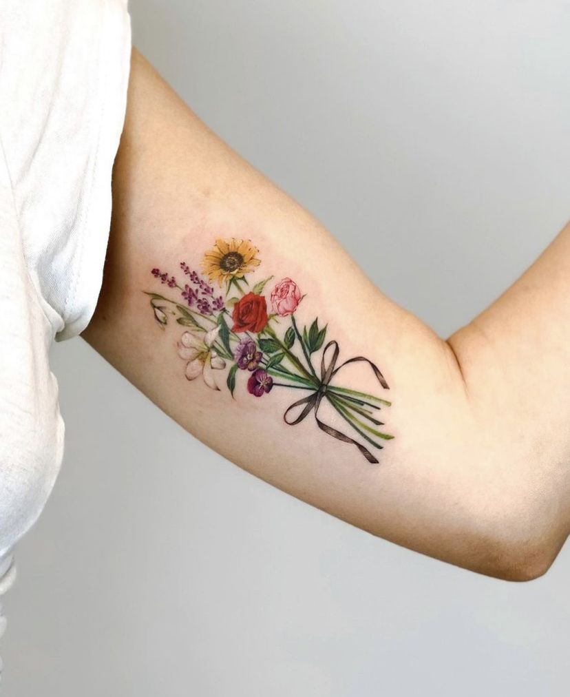 29 Flower Bouquet Tattoo Ideas: Fine Line, Birth Month and Family Designs for Women