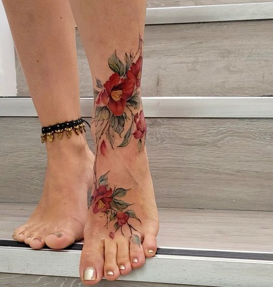 30 Elegant Foot Tattoo Ideas: Stylish Designs, Meaningful Placements and Inspiration for Women