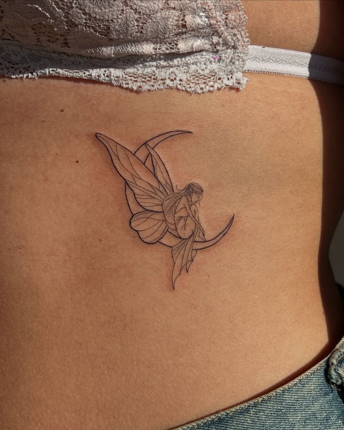 30 Fairy Tattoo Designs: Meaning, Aesthetic, and Modern Interpretations