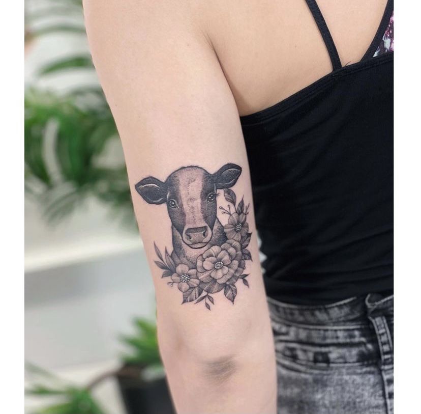 26 Cow Tattoo Ideas for Women: Cute, Minimalist, and Colorful Designs for Every Style