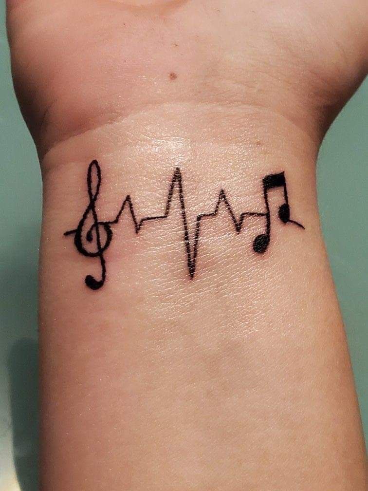 30 Music note tattoo: why this classic still feels fresh
