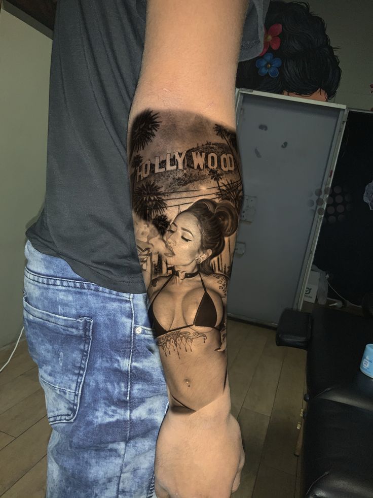 28 Chicano Tattoo Style: Lettering, Sleeves and Street Stories in Black and Grey