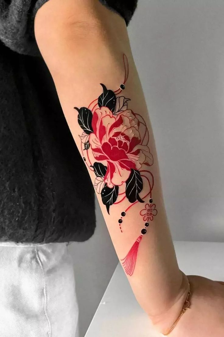 29 Japanese Flower Tattoo Ideas: Traditional Designs with Cherry Blossoms, Lotus and Chrysanthemums