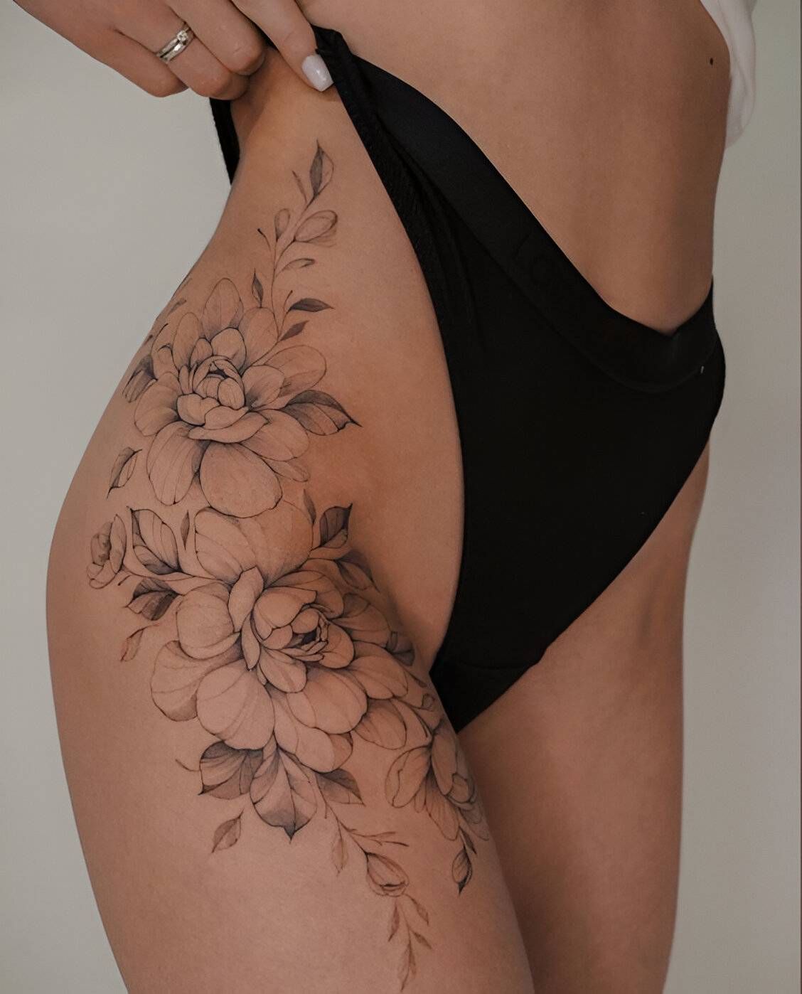 29 Hip Tattoo Ideas: Bold, Intimate, and Designed to Move With You