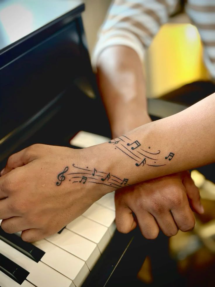 30 Music note tattoo: why this classic still feels fresh