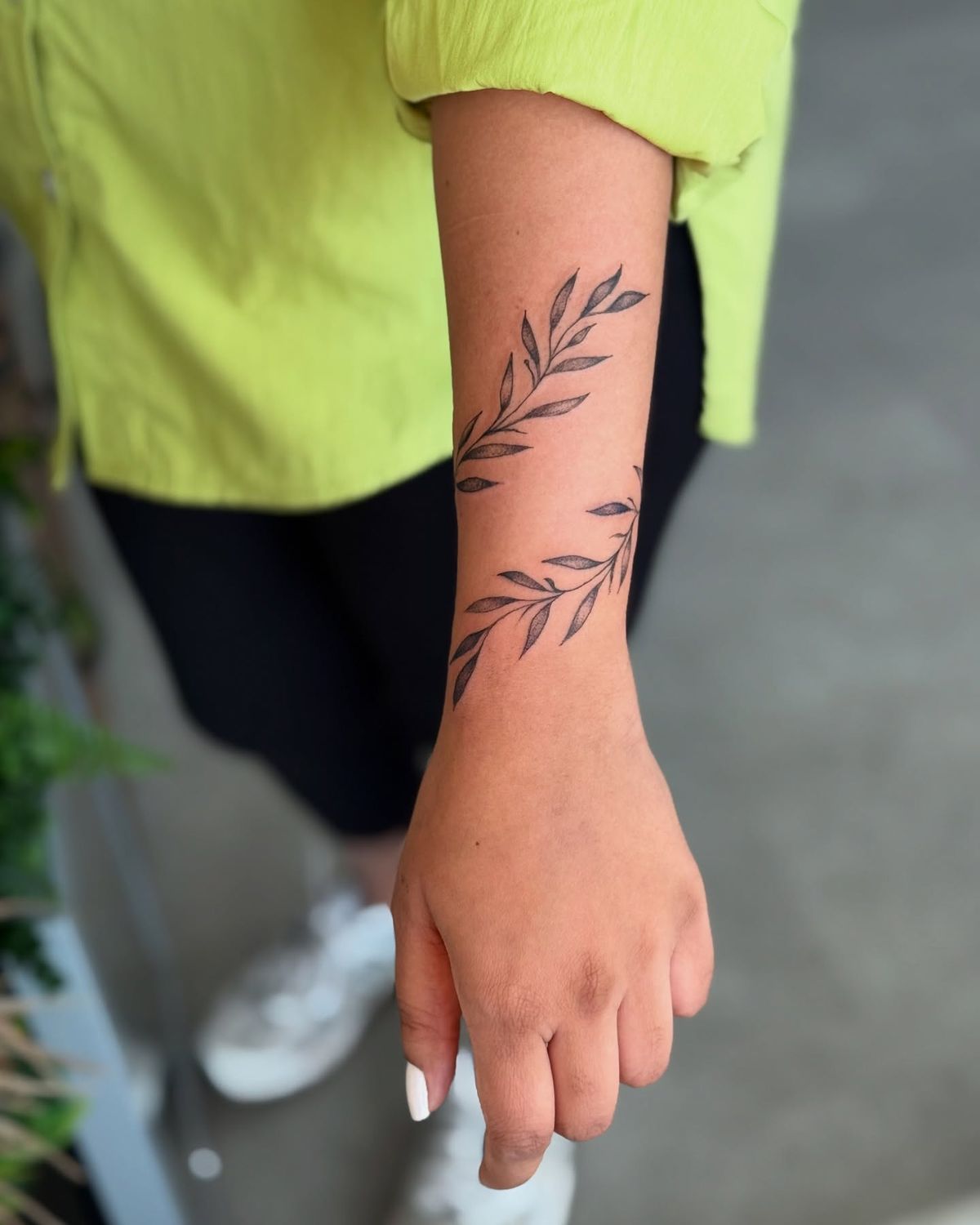 30 Leaf Tattoo Ideas 2026: Modern Botanical Ink That Actually Feels Personal