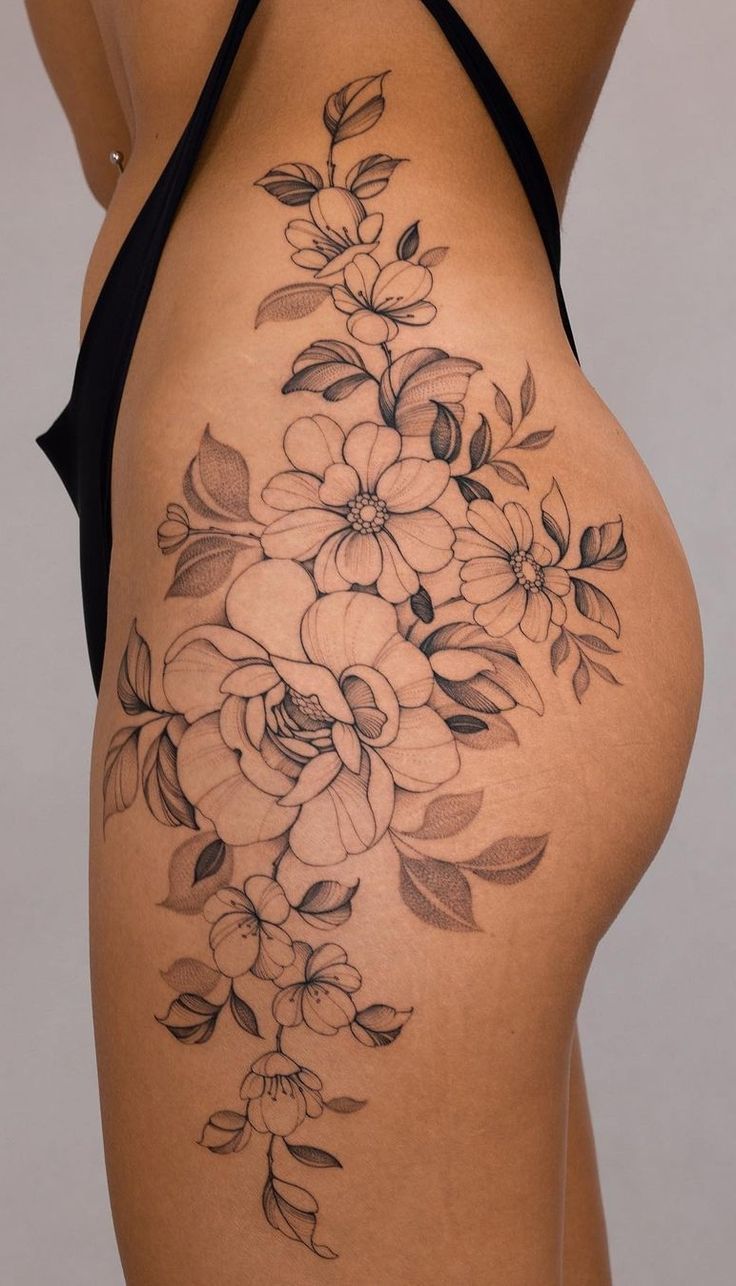 29 Hip Tattoo Ideas: Bold, Intimate, and Designed to Move With You