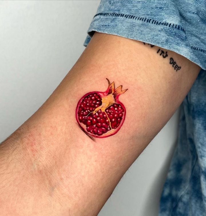 30 Pomegranate Tattoo Ideas: From Ancient Symbolism to Modern Ink