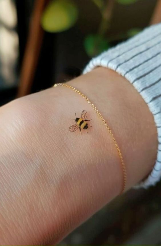 31 First Tattoo Ideas: Thoughtful, Simple Designs You&rsquo;ll Never Regret