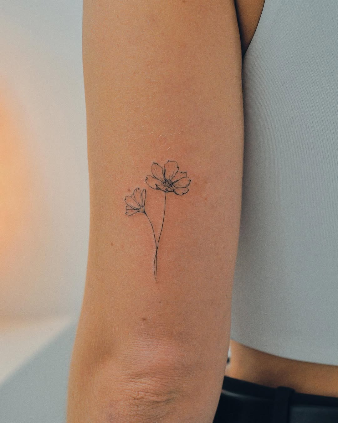 31 Cosmos Flower Tattoo Ideas: Delicate Symbolism With Modern Elegance