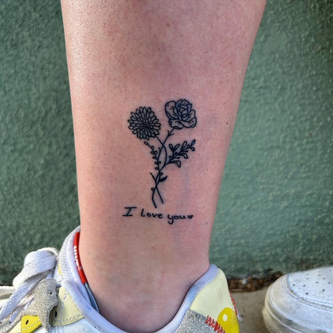 27 June Birth Flower Tattoo Ideas: Honeysuckle & Rose Designs With Meaning