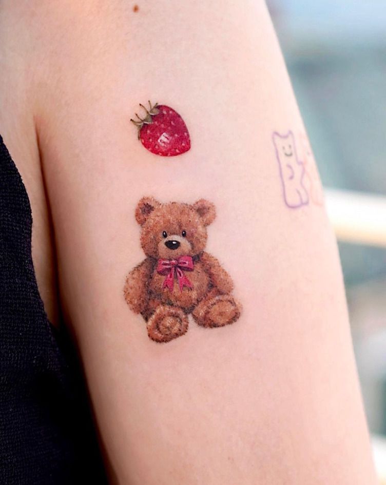 32 Teddy Bear Tattoo Ideas: Cute Tiny Fine Line Designs for Men & Women, From Childhood Stencils to Traditional Styles