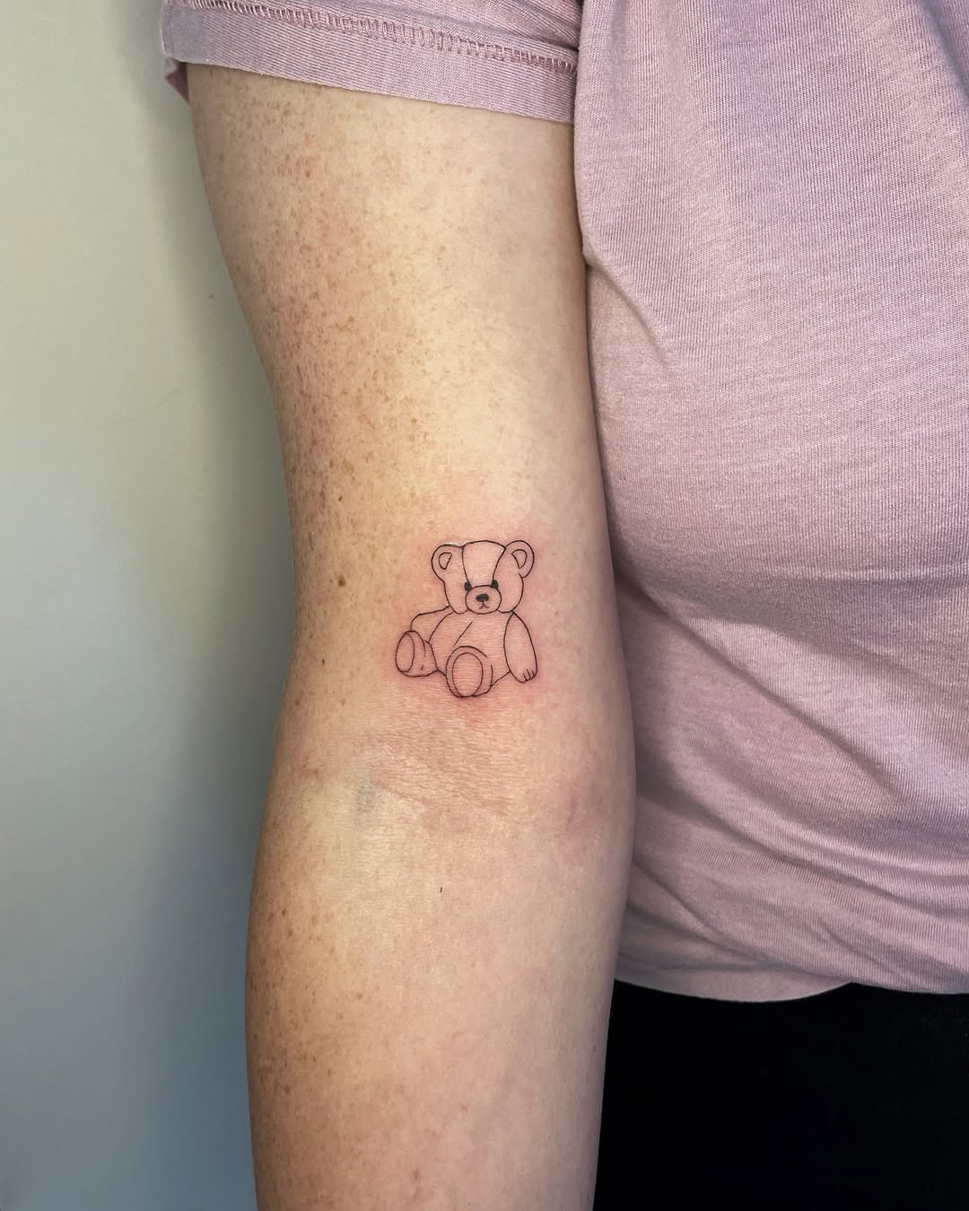 32 Teddy Bear Tattoo Ideas: Cute Tiny Fine Line Designs for Men & Women, From Childhood Stencils to Traditional Styles