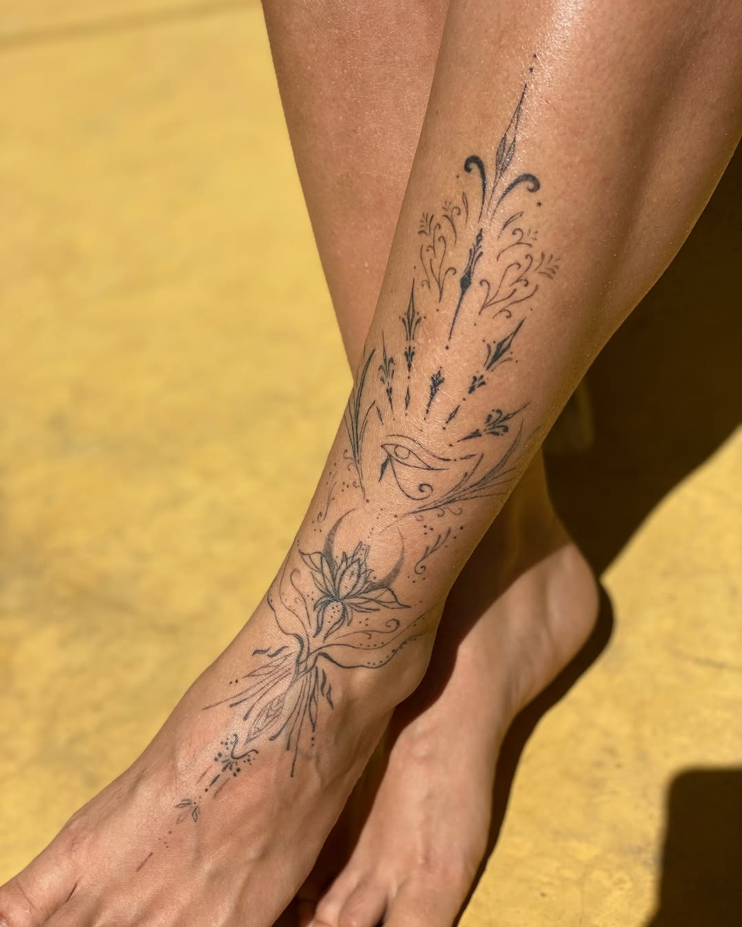 28 Divine Feminine Tattoo Ideas: Symbols, Energy, and Modern Goddess Expression