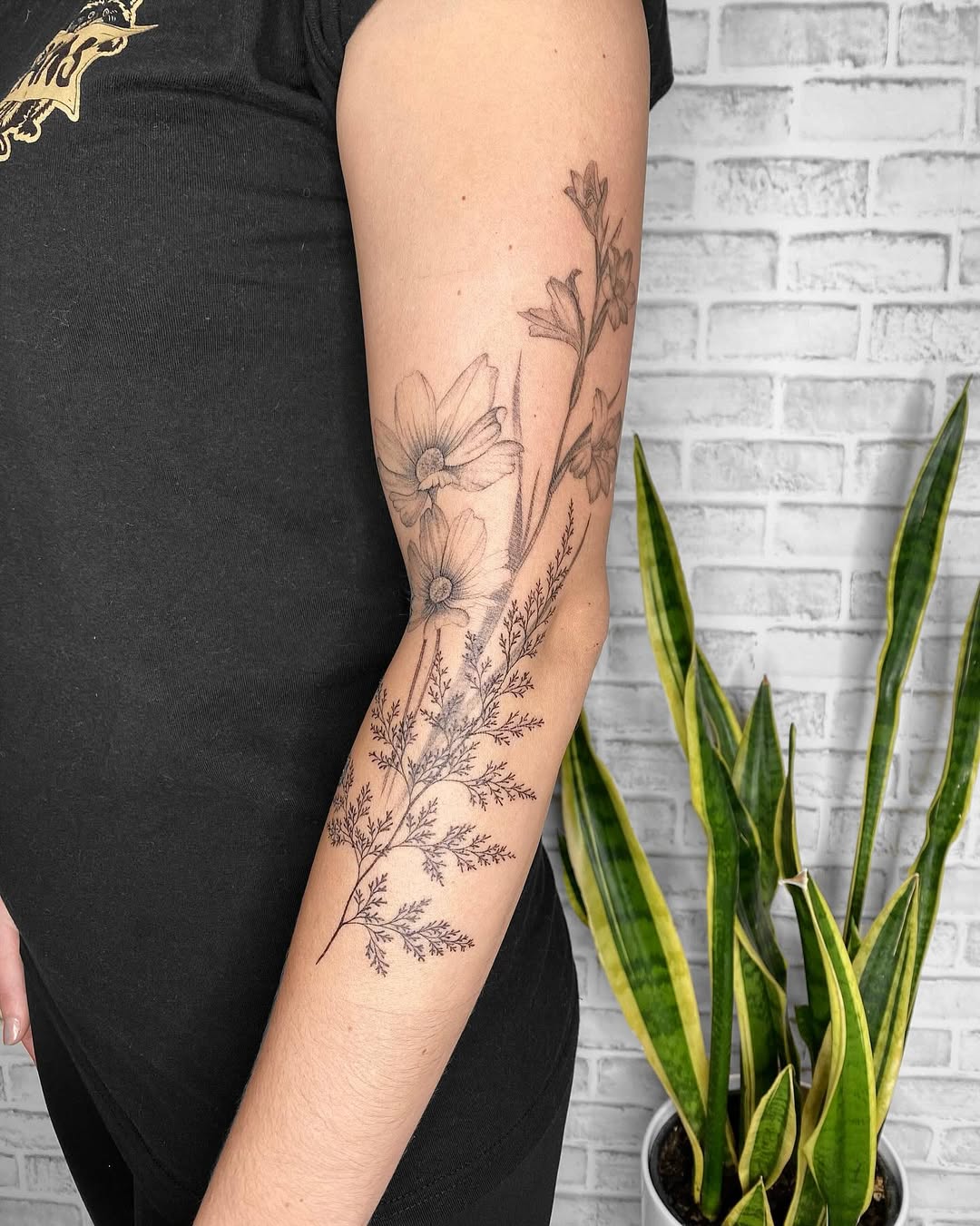 31 Cosmos Flower Tattoo Ideas: Delicate Symbolism With Modern Elegance
