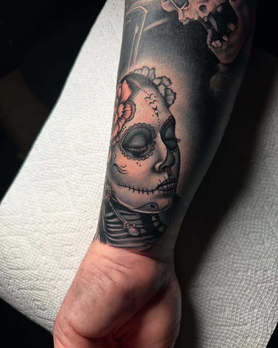 29 Day of the Dead Tattoo Ideas That Blend Tradition, Art, and Personal Meaning