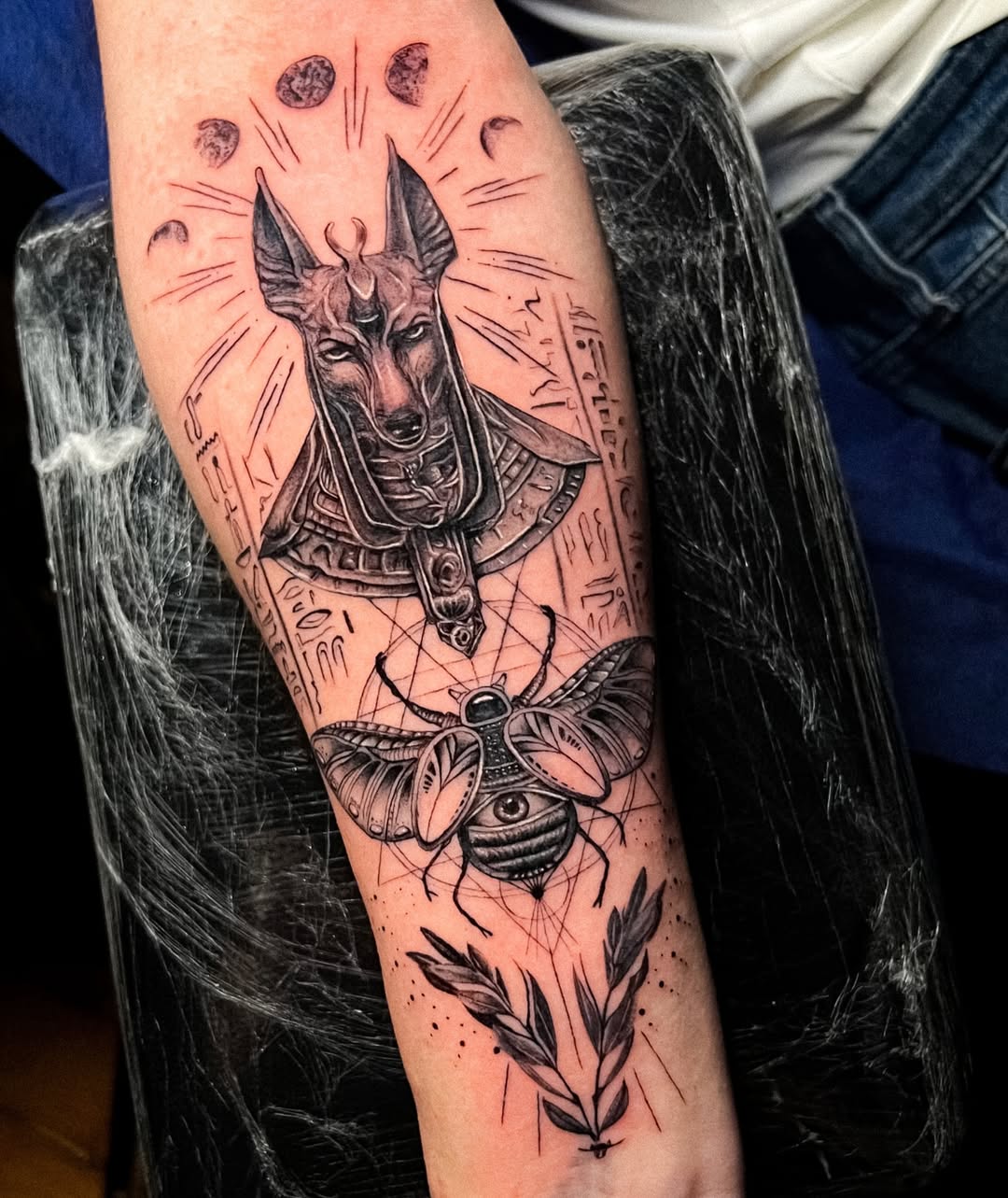 28 Egyptian Tattoo Ideas 2026: Powerful Anubis, Pharaoh & Eye of Horus Designs