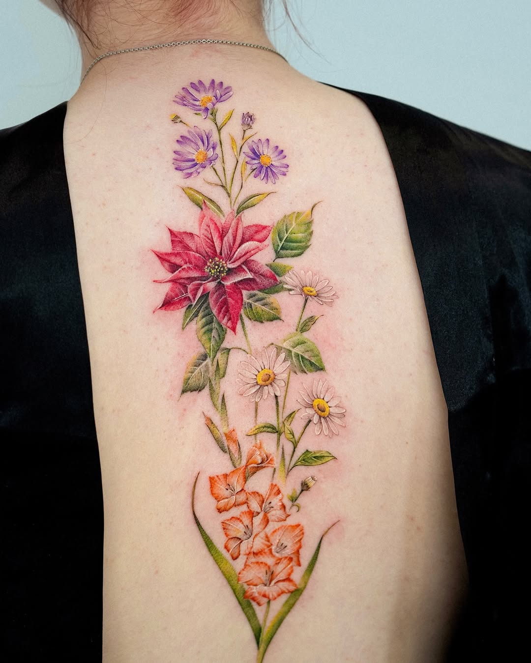 27 June Birth Flower Tattoo Ideas: Honeysuckle & Rose Designs With Meaning