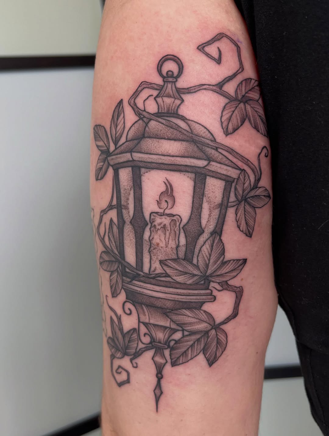 30 Candle Tattoo Ideas: Symbolism, Style, and Modern Interpretations